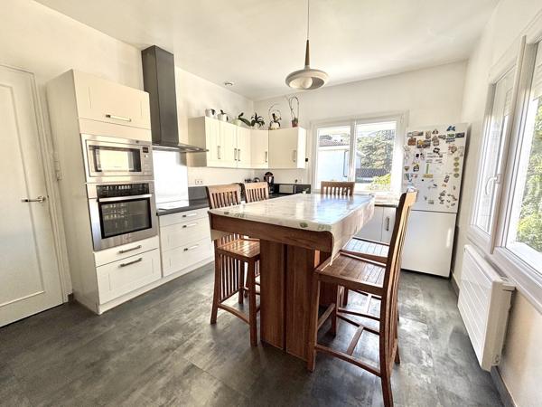 Maison 6 pièces - 185 m²