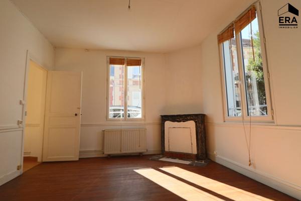 Maison de 5 pièces, jardin, dépendance. Proche centre ville Compiègne