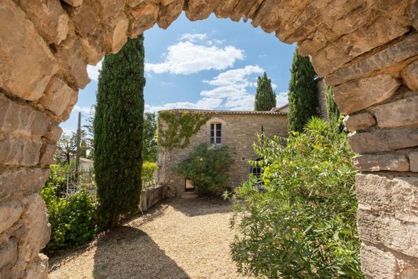Vente Mas Saint-Bauzille-de-Montmel 17 Pièces 639 m²