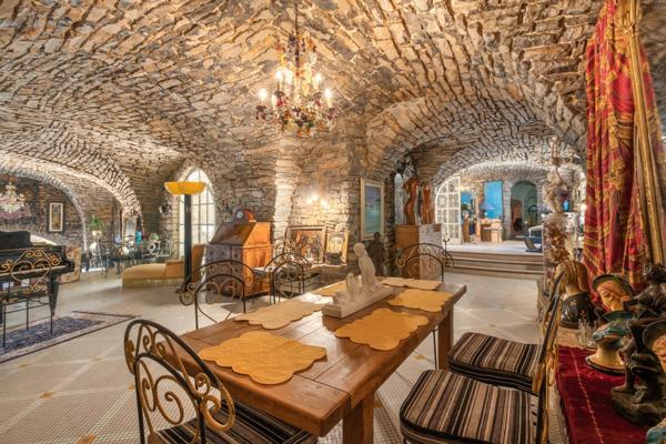 Vente Mas Saint-Bauzille-de-Montmel 17 Pièces 639 m²