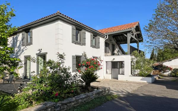 Maison à vendre    6 pièces • 201,19 m2 Bayonne