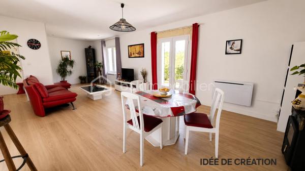 Située sur la commune de Caudecoste, à seulement 15 minutes d’Agen, venez découvrir cette agréable maison de plain-pied construite en 1985, implantée sur un terrain clos et arboré de 972 m².

Vidéo commentée et visite virtuelle disponibles sur demande.

D’une superficie habitable d’environ 86 m², elle offre une belle pièce de vie traversante nord-sud, particulièrement lumineuse, avec un accès direct aux deux grandes terrasses permettant de profiter du soleil ou de la fraîcheur selon les saisons.

La maison se compose actuellement de :
• 3 chambres
• 1 bureau pouvant facilement être transformé en 3ème chambre après un léger réagencement
• Une cuisine récente de 2020
• Une salle d’eau
• WC séparés

Quelques marches permettent d’accéder à une des chambres, le reste de la maison étant de plain-pied.

Les prestations :
✅ Toiture refaite en 2021
✅ DPE : D
✅ Menuiseries double vitrage PVC et bois
✅ Radiateurs électriques récents
✅ Combles isolés par soufflage
✅ Ballon d’eau chaude neuf
✅ Taxe foncière : 690 €

À l’extérieur, vous bénéficierez de :
• Deux grands abris de jardin exposés, très pratiques pour le rangement et le bricolage
• Deux agréables terrasses pour profiter des extérieurs toute l’année
• Un beau terrain arboré de 972 m²

Une maison saine, entretenue et lumineuse, idéale pour une résidence principale tout en restant proche d’Agen et des commodités.

À visiter sans tarder !