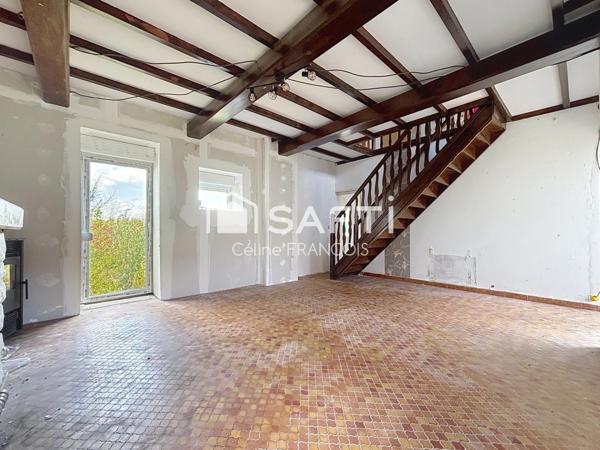 Maison avec travaux à finir, beau potentiel