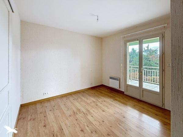 Maison à vendre 176 714 € Thiviers 3 p 80 m² DPE C