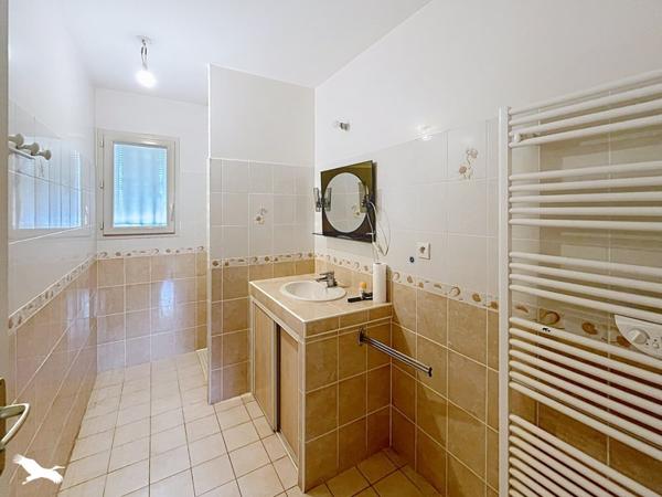 Maison à vendre 176 714 € Thiviers 3 p 80 m² DPE C