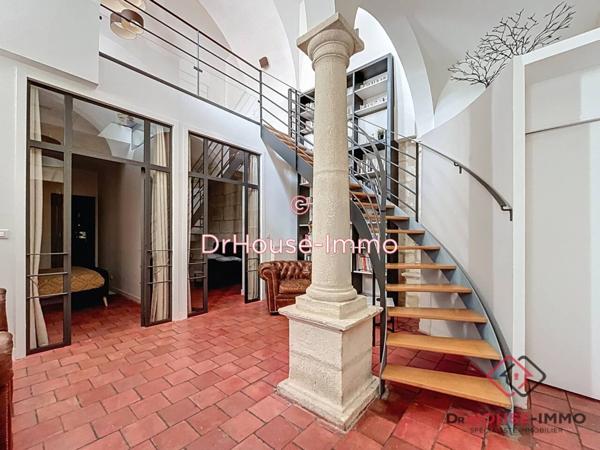 Loft / Atelier à vendre 3 pièces de 92 m²