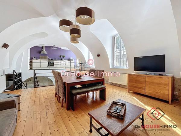 Loft / Atelier à vendre 3 pièces de 92 m²