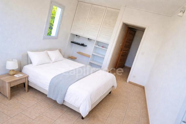 Maison à vendre 6 pièces (974)