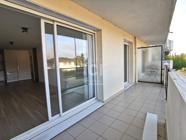 Appartement Orvault 3 pièce(s) avec balcon et stationnement en plein coeur de Petit Chantilly