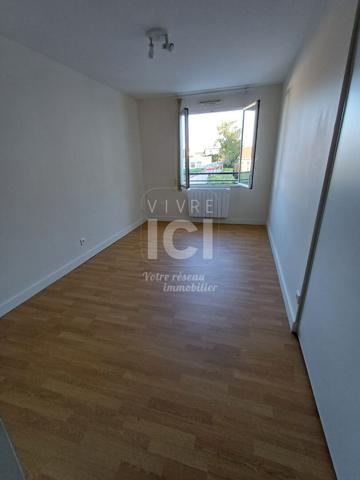 Appartement Orvault 3 pièce(s) avec balcon et stationnement en plein coeur de Petit Chantilly
