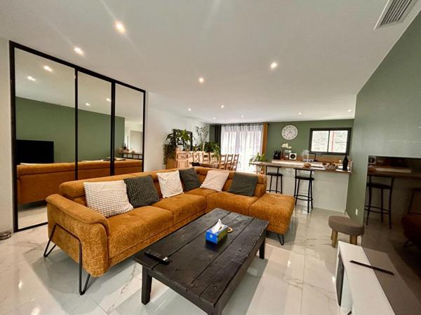 A vendre, maison de plain-pied, 125m², sur les  hauteurs de MARSAC SUR L ISLE 24430