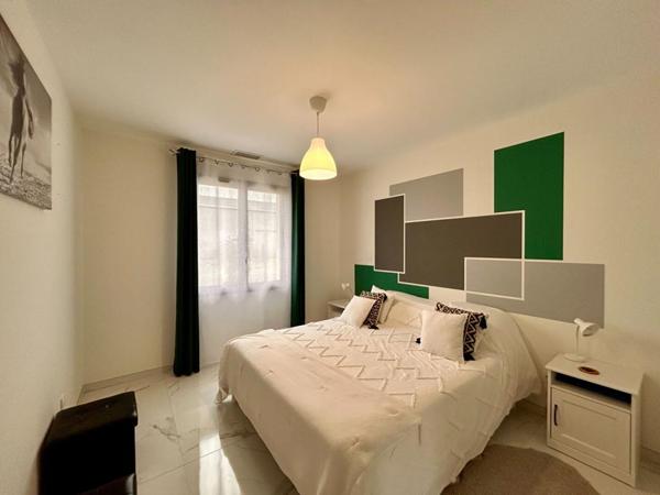 A vendre, maison de plain-pied, 125m², sur les  hauteurs de MARSAC SUR L ISLE 24430