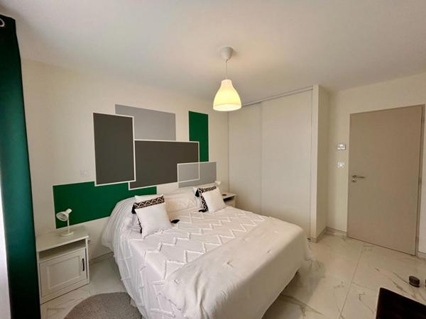 A vendre, maison de plain-pied, 125m², sur les  hauteurs de MARSAC SUR L ISLE 24430