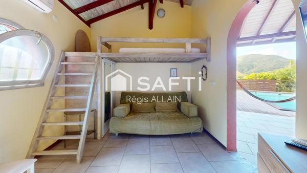 Villa Atypique type hacienda avec piscine et vue mer - Bien unique en Martinique