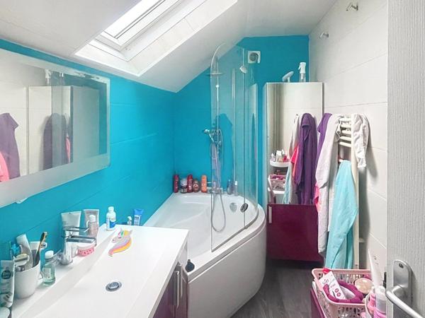 Maison individuelle avec studio indépendant proche gare