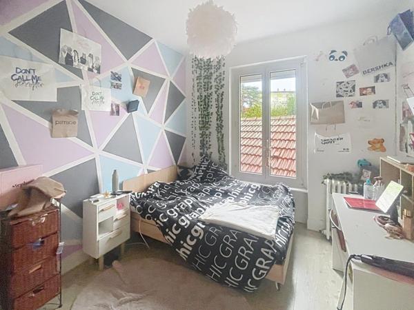 Maison individuelle avec studio indépendant proche gare