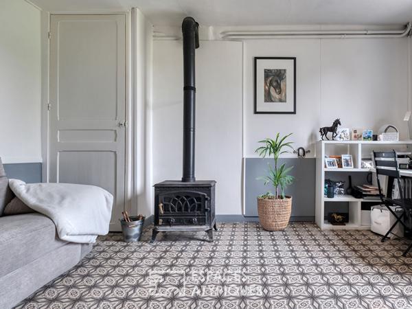 Propriété de charme avec box à chevaux et terrain de tennis