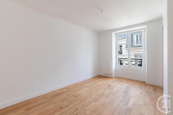 Appartement F2 à vendre  2 pièces - 40,50 m2 PARIS - 75007