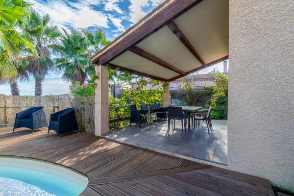🔑 À VENDRE –Maison Villa familiale d’exception de 230 m² avec piscine, 3 terrasses et grand garage (1220 m² de terrain)