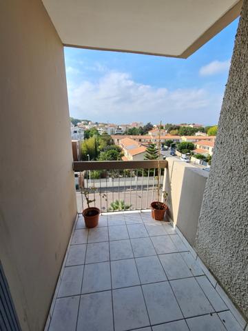 Perpignan (66000) Studio + balcon TBE