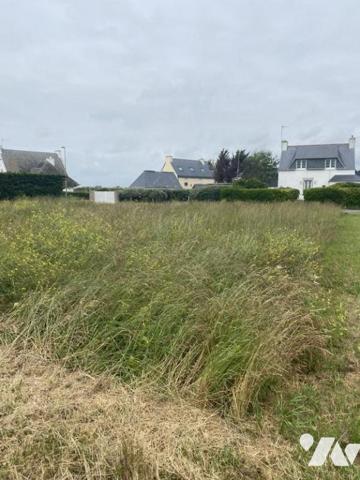 Terrain à 200 m de la mer