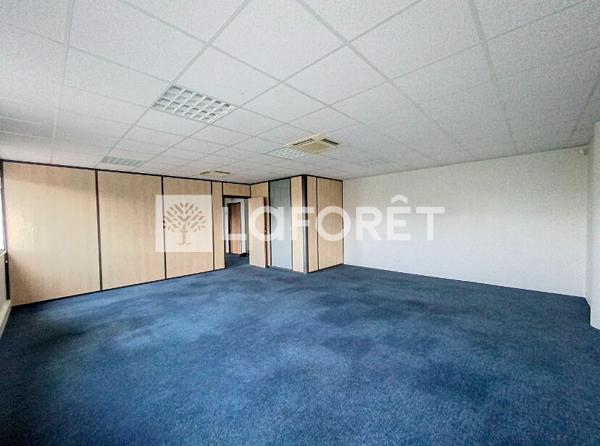 Achat bureau Bussy-Saint-Georges - 96 m² - 278 000 €
