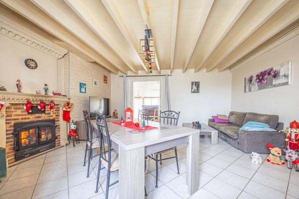 Longère 180m² + dépendances