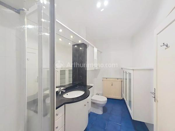 Location                                                      Appartement
                        
                     4 pièces                      119 m2                     à Clermont-Ferrand