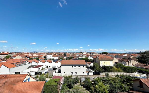 Appartement à vendre    3 pièces • 59,52 m2 Roanne
