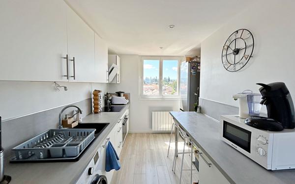 Appartement à vendre    3 pièces • 59,52 m2 Roanne