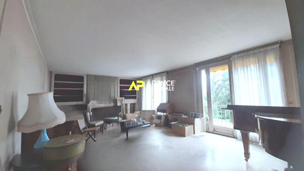 Maison 7 pièces d'environ 150m² avec 2000m² de terrain divisible sur les côteaux d'Argenteuil €795 000 ** - Référence 4504