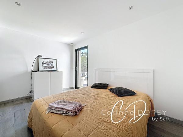 Villa d’architecte en pleine garrigue – Une signature contemporaine aux prestations d’exception