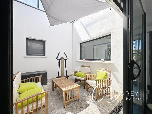 Villa d’architecte en pleine garrigue – Une signature contemporaine aux prestations d’exception