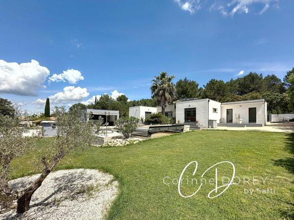 Villa d’architecte en pleine garrigue – Une signature contemporaine aux prestations d’exception