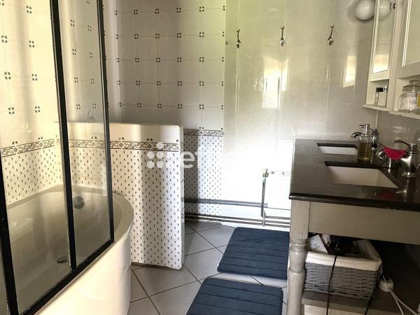 Maison 8 pièces - 182 m²