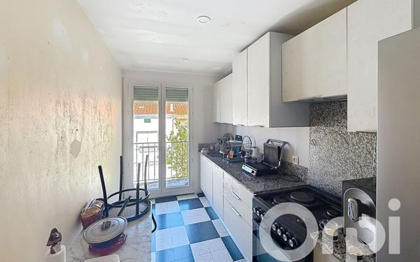 Appartement à vendre    3 pièces • 80 m2 Perpignan
