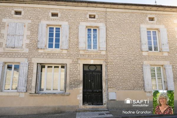 Maison de ville proche de toutes commodités