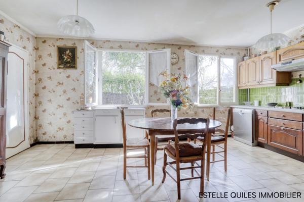 Magny-les-Hameaux (78114) MAGNY LES HAMEAUX CRESSELY Maison 115m2 env 4 chambres, garage.