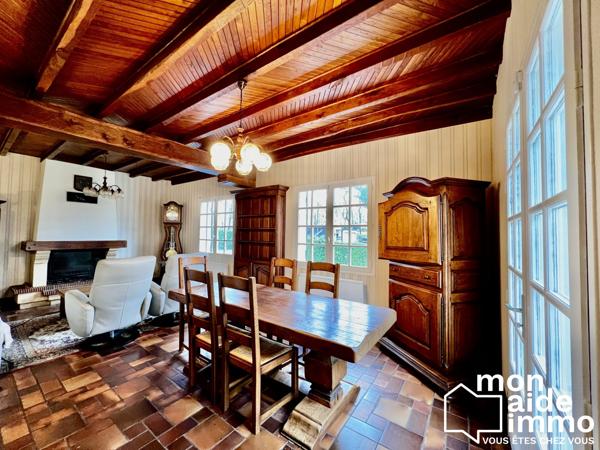 Maison Périgourdine avec sous-sol total et double garage