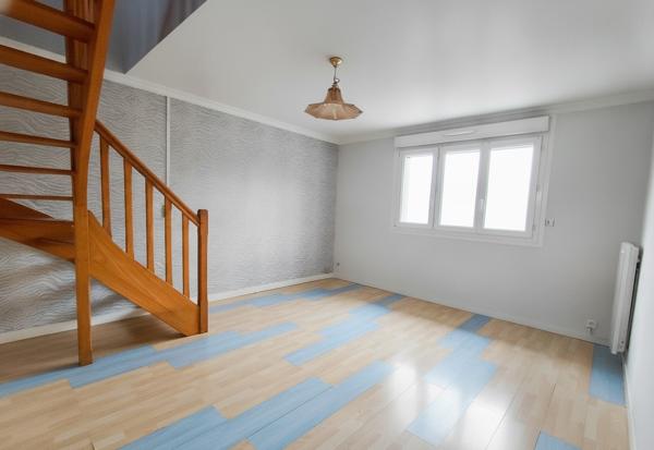 Appartement 4 pièces – 70 m² environ à Bruz (ref : 72855)