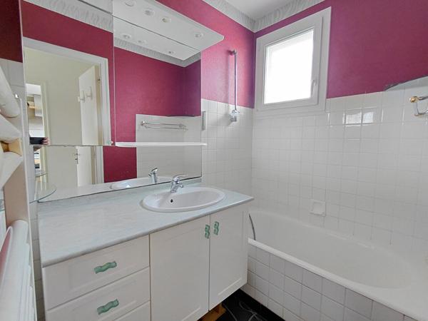 Appartement 4 pièces – 70 m² environ à Bruz (ref : 72855)