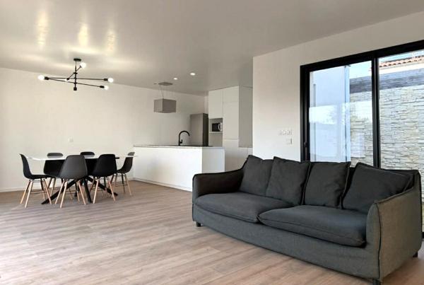 MEUBLE – Maison (98 m²) Saint Vivien