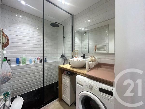 Appartement à vendre  3 pièces - 66,37 m2 LYON - 69008