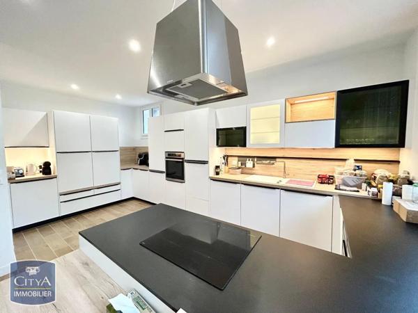 Appartement à louer 5 pièces 106.49m²