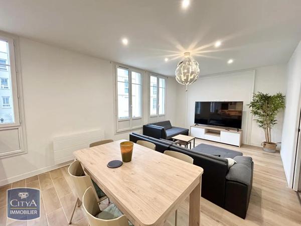 Appartement à louer 5 pièces 106.49m²