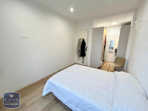 Appartement à louer 5 pièces 106.49m²