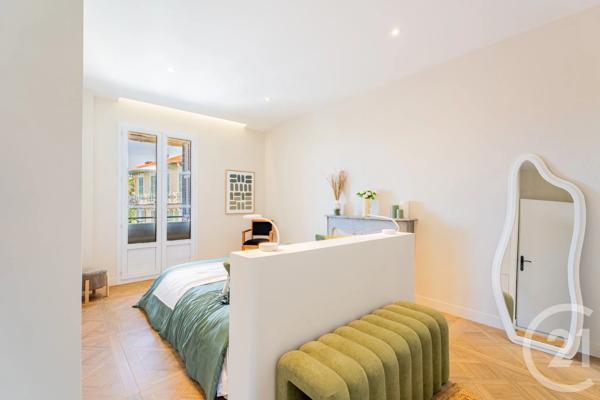 Appartement F3 à vendre  3 pièces - 70,40 m 2   NICE  - 06