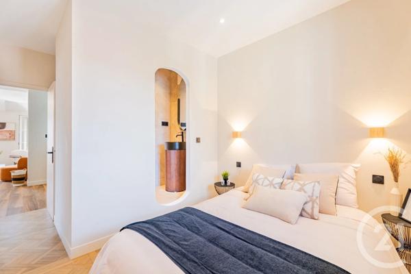 Appartement F3 à vendre  3 pièces - 70,40 m 2   NICE  - 06