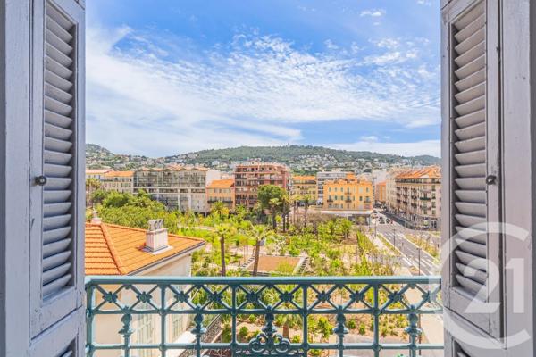 Appartement F3 à vendre  3 pièces - 70,40 m 2   NICE  - 06