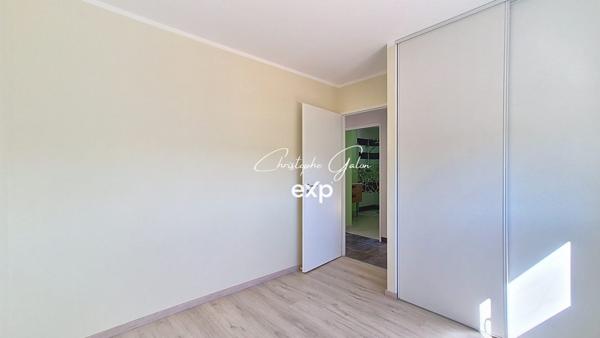 Maison de plain-pied récente – 3 chambres – Terrain 1300 m²